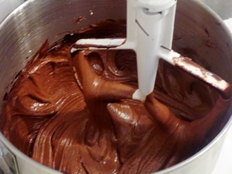 chocolate mixture added