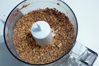 almonds in food processor 2