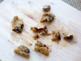 Ooey Gooey Filled Chocolate Chip Cookies with a Crunch