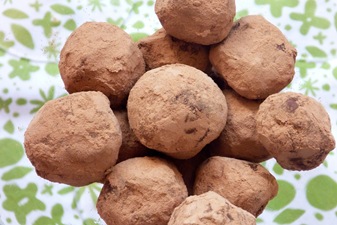 Chocolate Truffles - 3 ways!  a rich chocolate treat that happens to be gluten-free