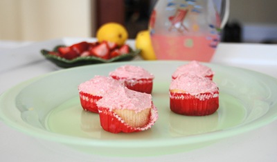 strawberry lemonade cupcakes 1