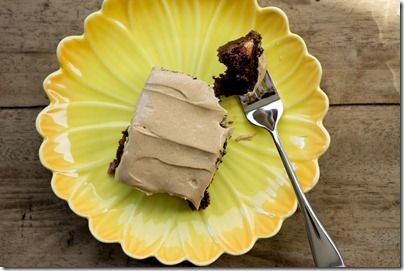 Easy Reese’s Pieces Cake Bars