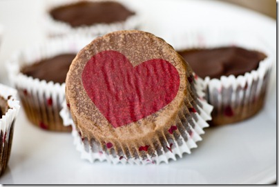 Triple Chocolate Cheesecake Cupcakes