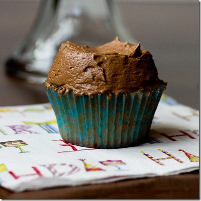 Simple Vanilla Cupcakes with Chocolate Cream Cheese Icing