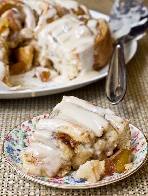Giant Caramel Apple Cinnamon Bun with Cream Cheese Glaze Keep It
