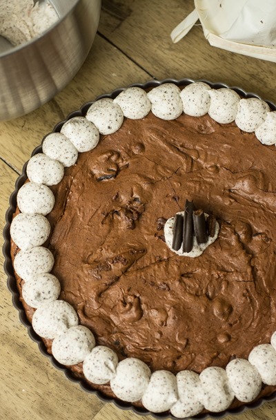 Thin Mint Cookie Cake!!! So fudgy, love!