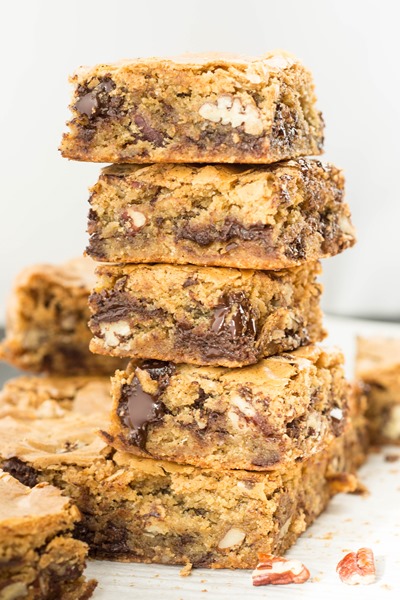 Brown Butter Chocolate Pecan Blondies