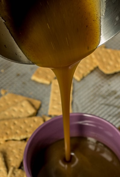 SO perfect for parties! This chai caramel sauce is perfect for dipping fruit and cookies