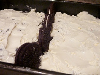 cool whip on brownie 2
