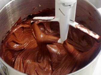 chocolate mixture added