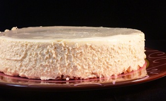 Light-as-Air Banana Cheesecake (low fat and gluten-free)