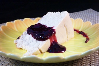 Light-as-Air Banana Cheesecake (low fat and gluten-free)