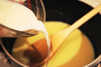 adding milk to white chocolate 1