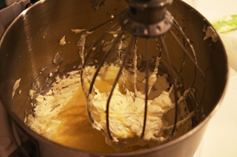 add white chocolate mixture 1