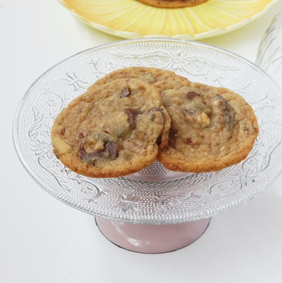 Milk Chocolate Almond and Toffee Cookies 