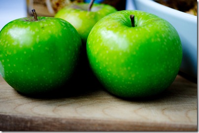 Apple and Peanut Butter Oatmeal Crumble