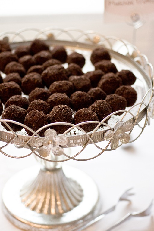 Happy Hour Desserts at the Momtrends Sparkle Event