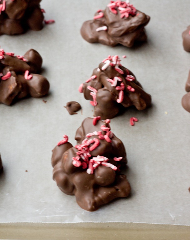 Baby Shower Chocolate Clusters