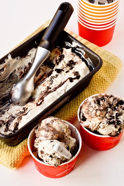 Oreo Fudge Swirl Ice Cream - you don't even need an ice cream maker!!
