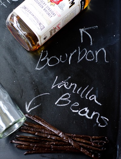 How to make homemade vanilla extract, a great holiday gift or personal treat!