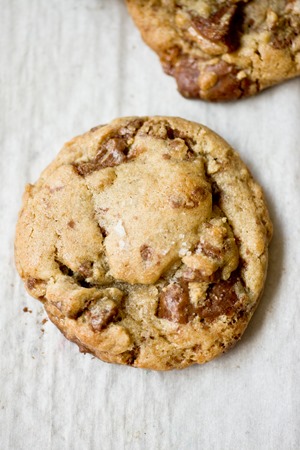 How to Bake and Freeze Cookies for Holiday Gifts (including these Peanut Butter Cup Heath Bar Brown Butter Cookies)