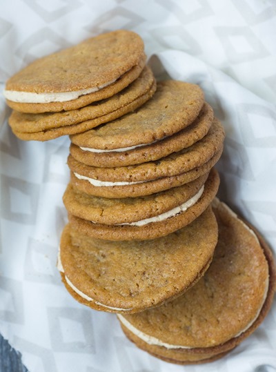 Pumpkin Spice COOKIE BUTTER cookie sandwiches!