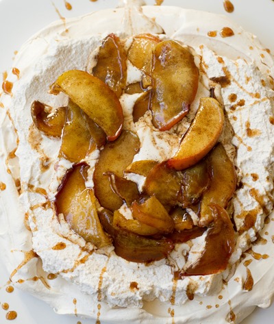 LOVE the idea of a fall pavlova!