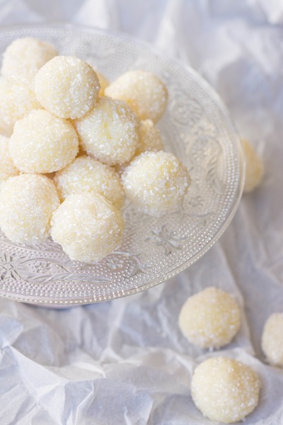 Lemon White Chocolate Truffles for the holidays!