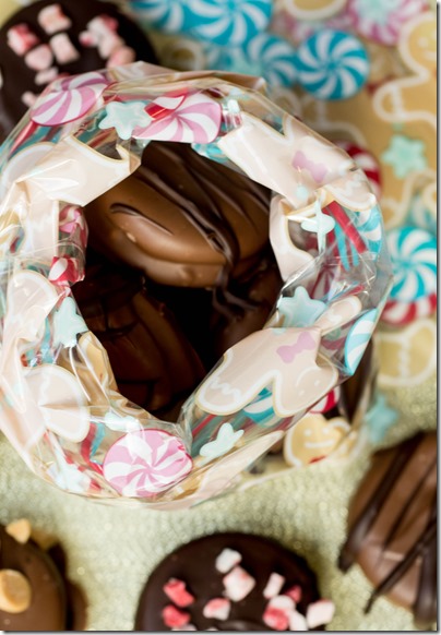 Peppermint Dark Chocolate Covered Oreos